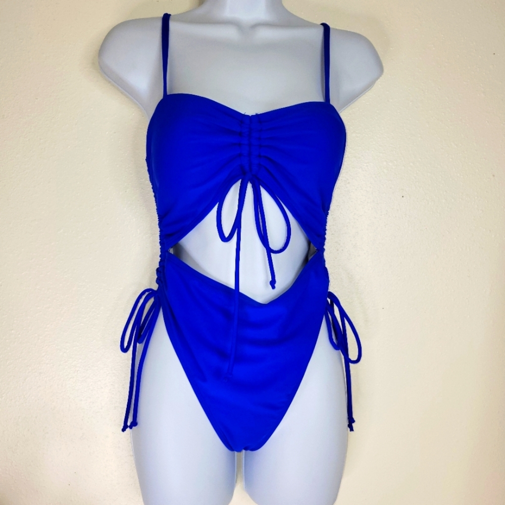 Viottiset 1 piece swimsuit 🩱 size small